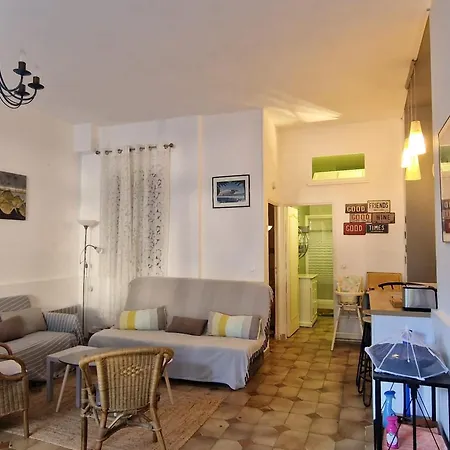 Banyuls: T3 Avec Terrasse, Parking, 6 Pers. - Fr-1-309-295 * Banyuls-sur-Mer